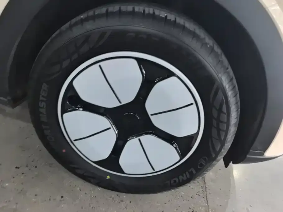 Geely Starburst — фото 3