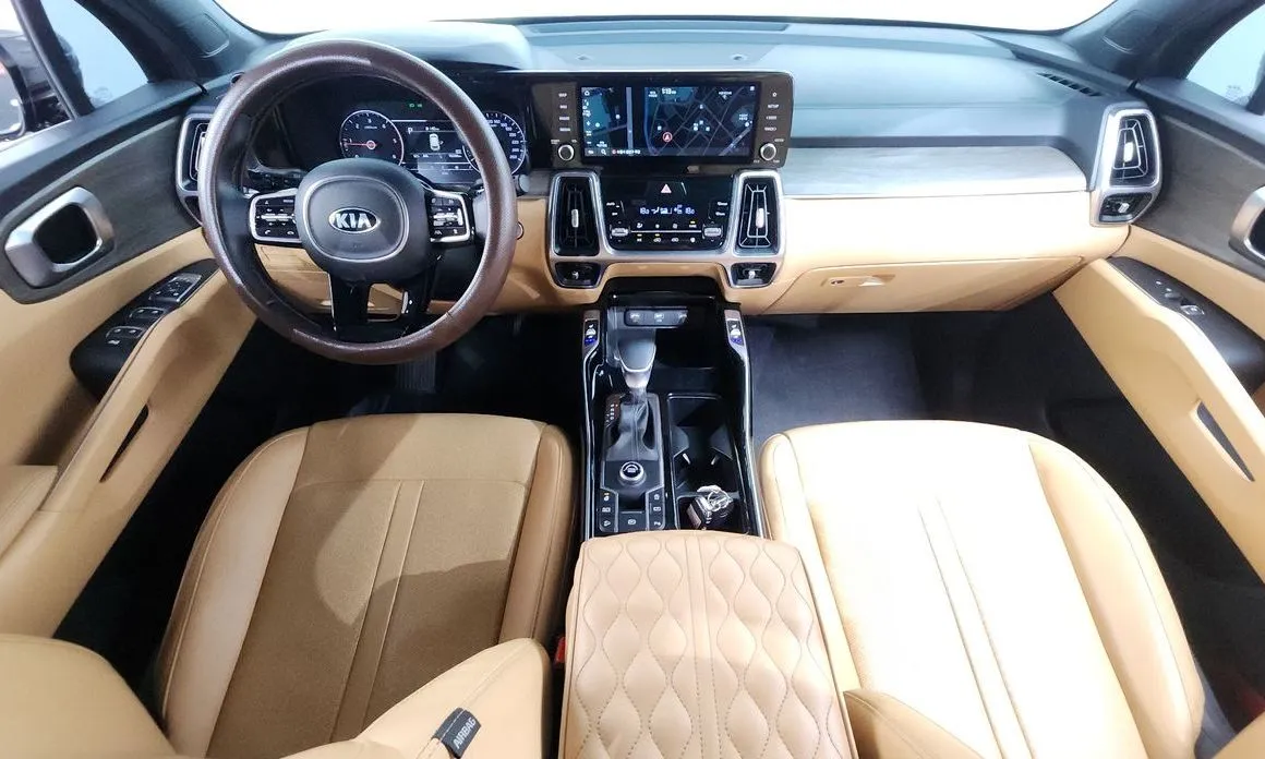 Kia Sorento — фото 6
