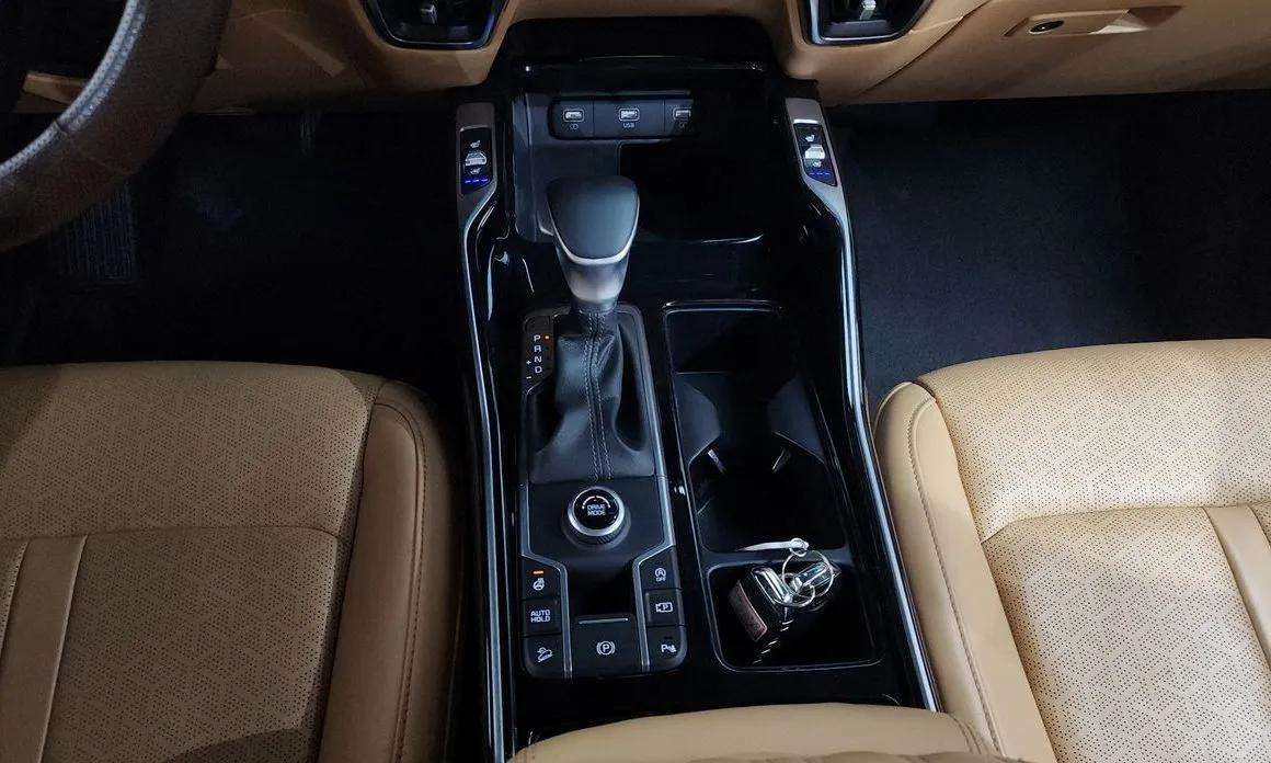 Kia Sorento — фото 10