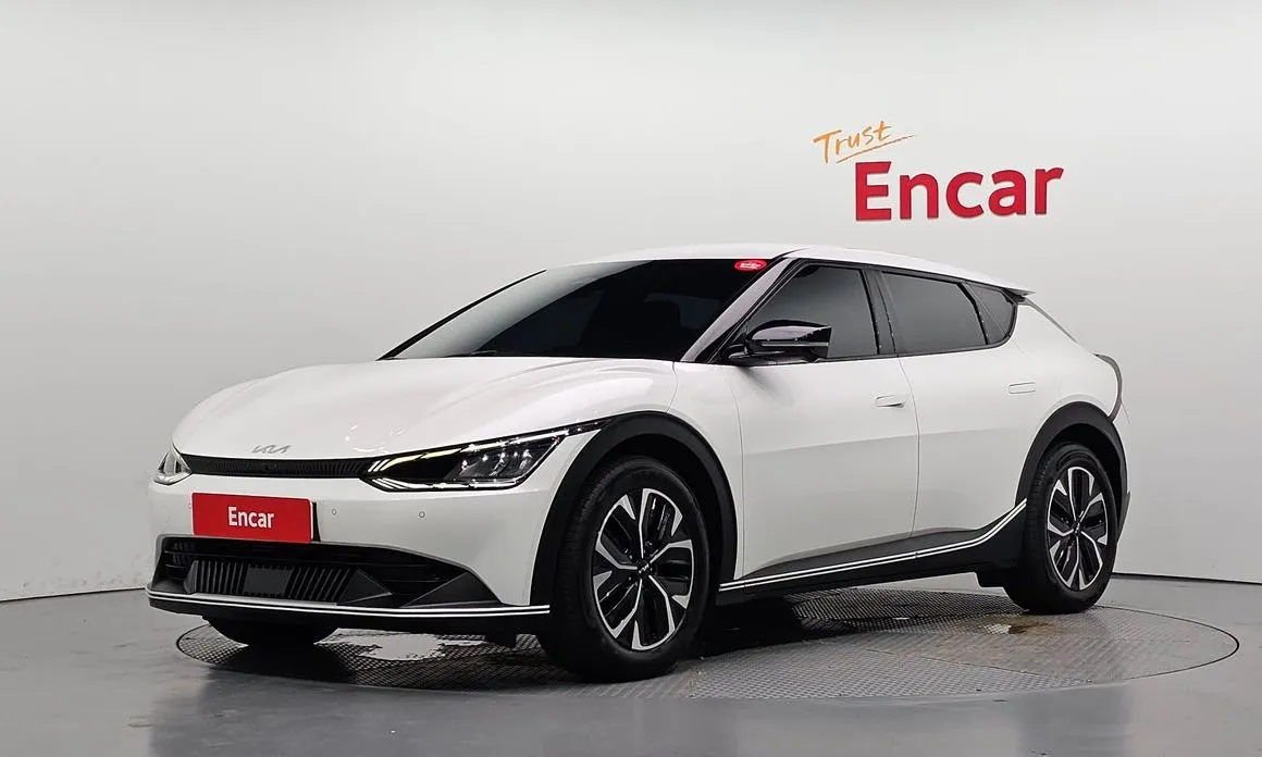 Kia EV6 — фото 1