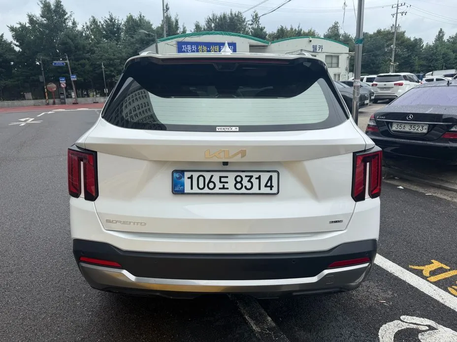 Kia Sorento — фото 5
