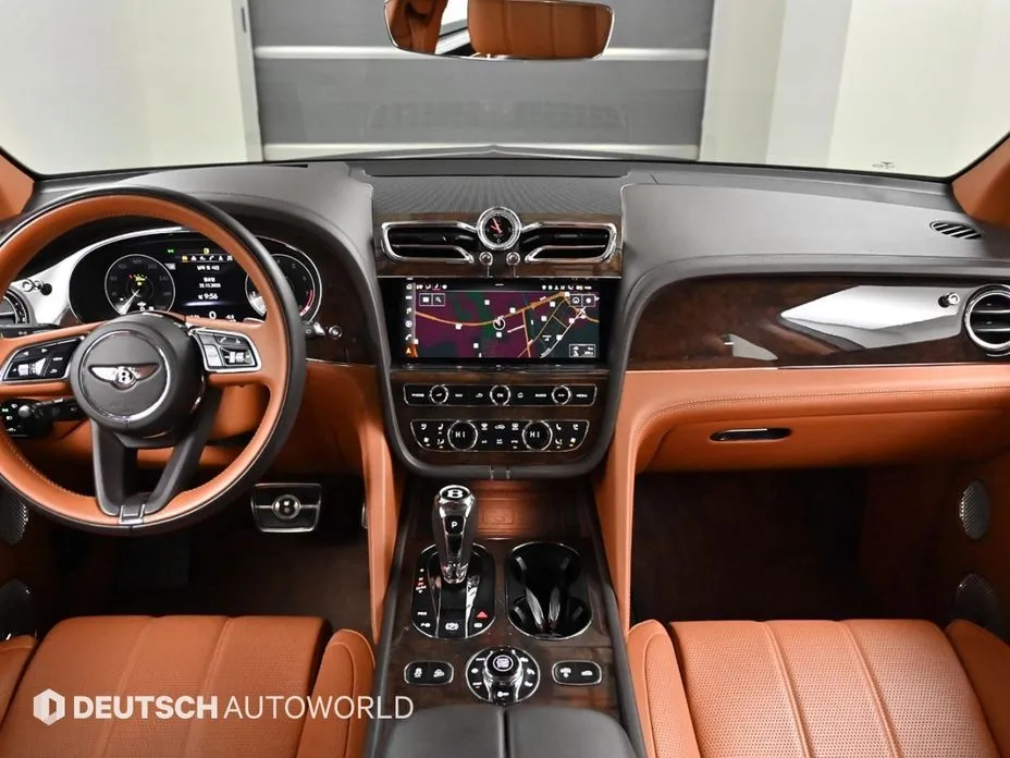 Bentley Bentayga — фото 10