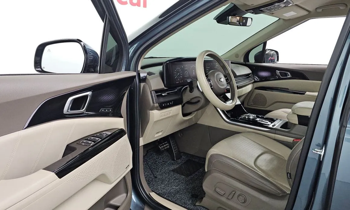Kia Carnival — фото 6