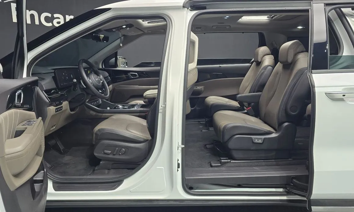 Kia Carnival — фото 10