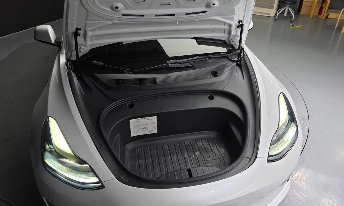 Tesla Model 3 — фото 2