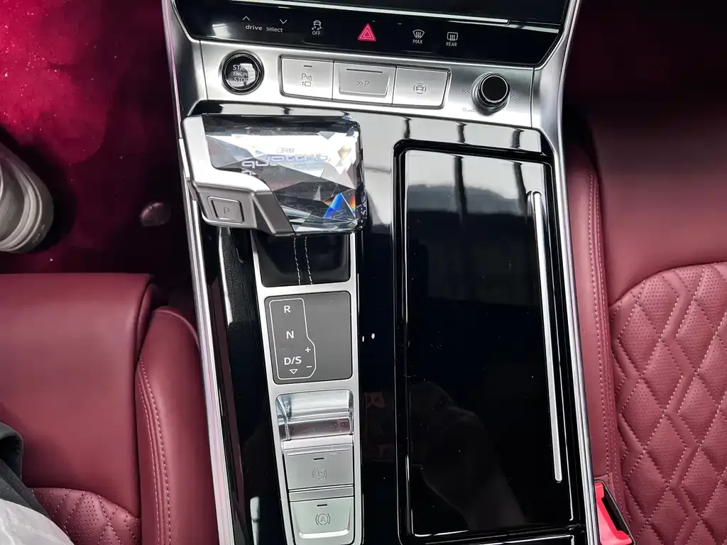 Audi A7L — фото 2