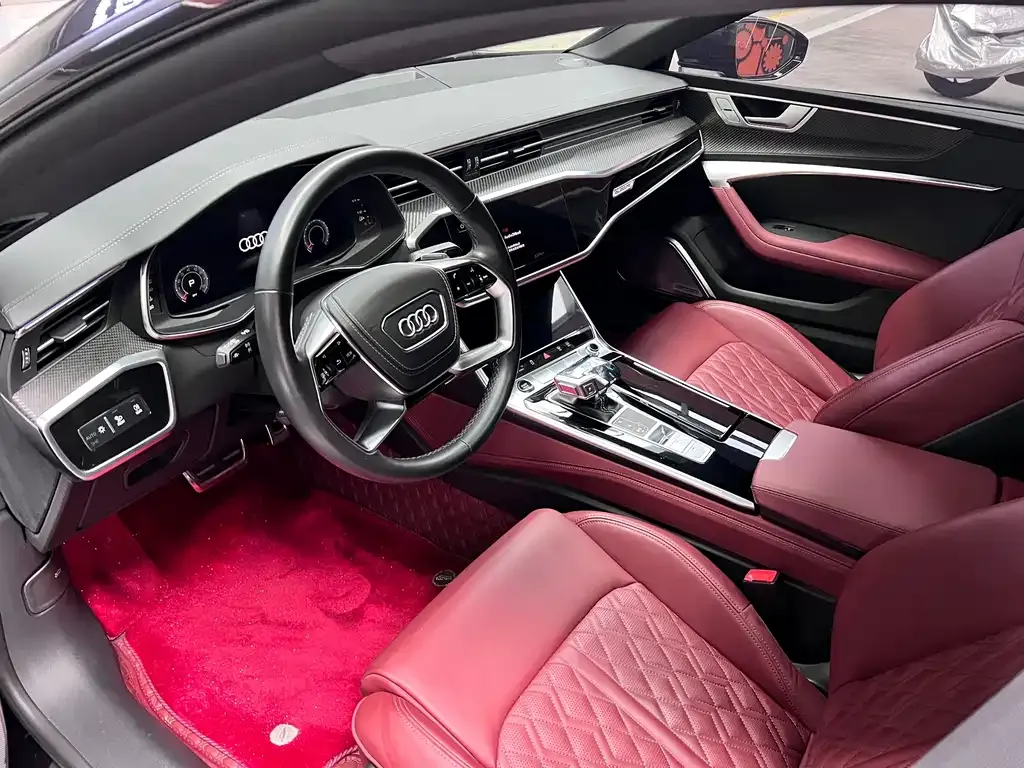 Audi A7L — фото 5