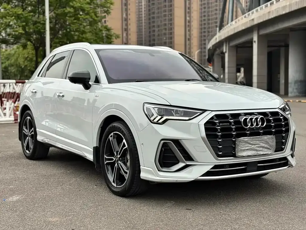 Audi Q3 — фото 6