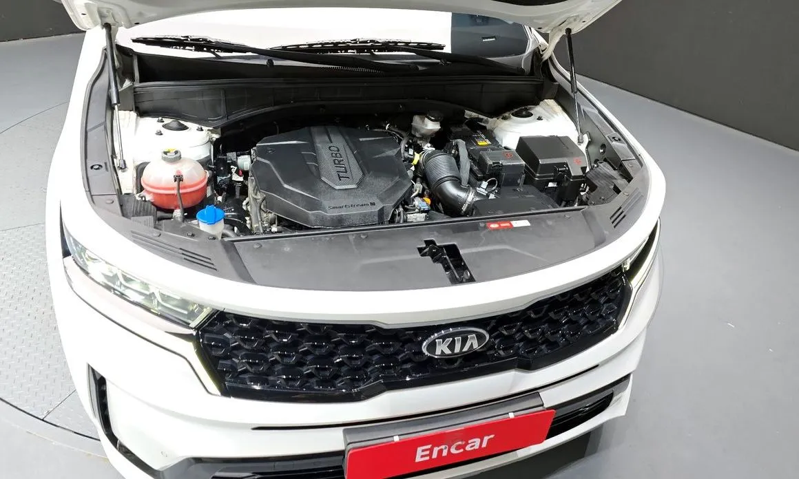 Kia Sorento — фото 9