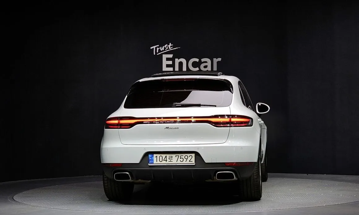 Porsche Macan — фото 4