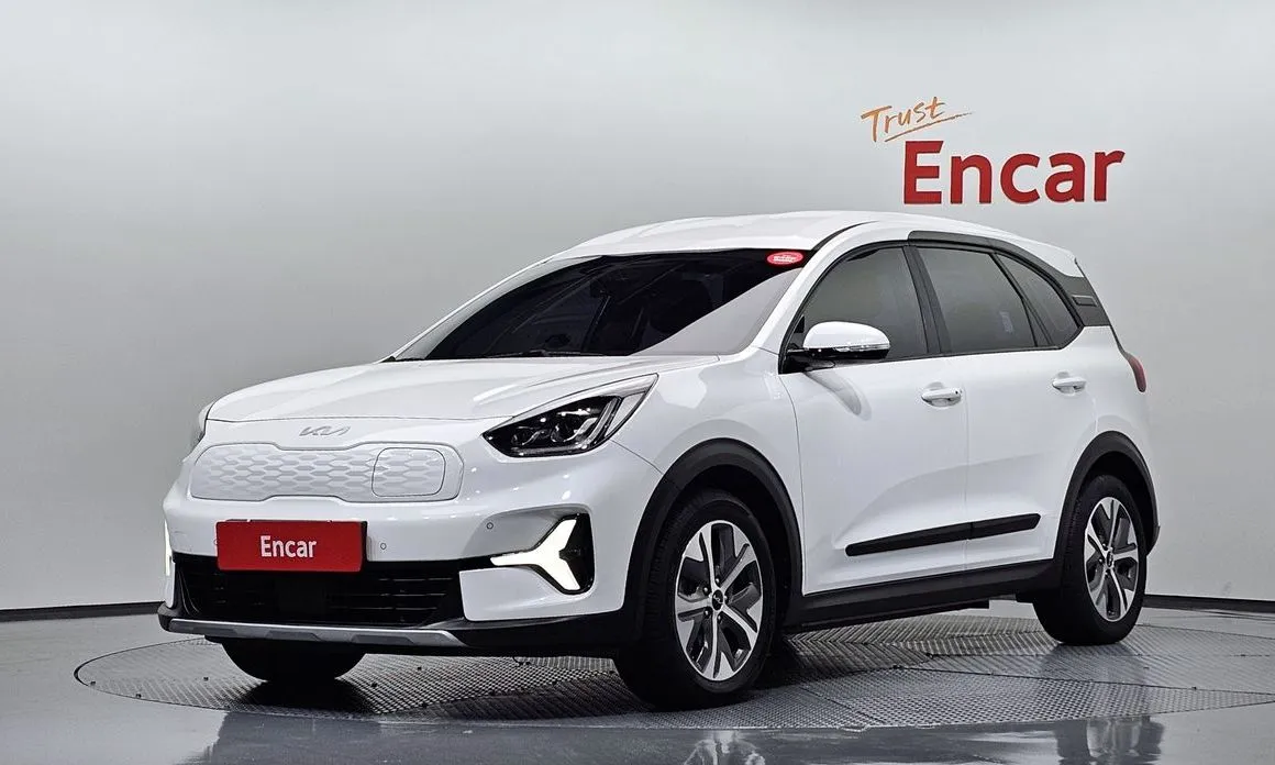 Kia Niro — фото 1