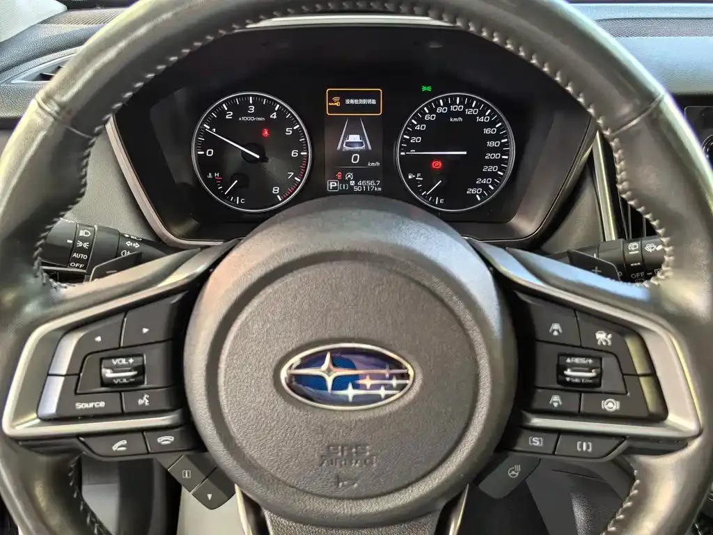 Subaru Outback — фото 10