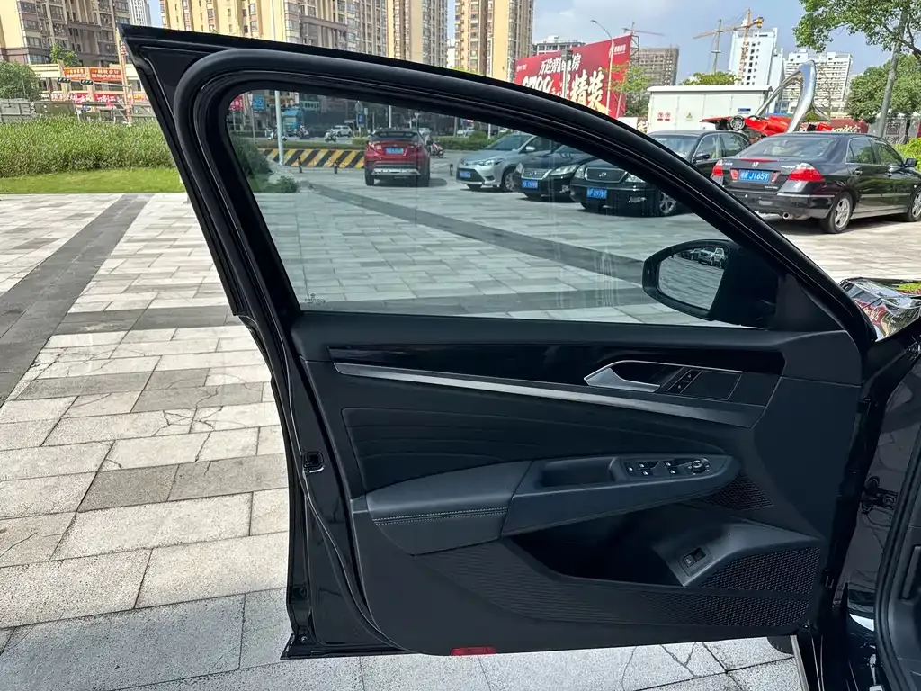 Volkswagen Passat — фото 9