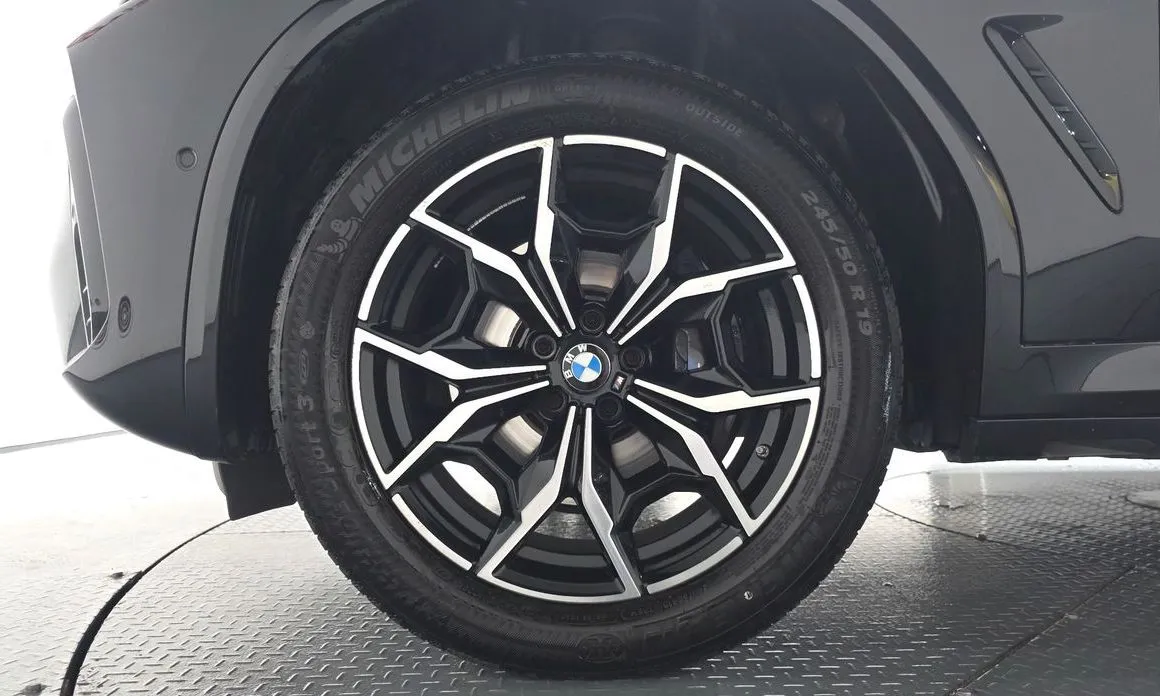 BMW X4 — фото 10