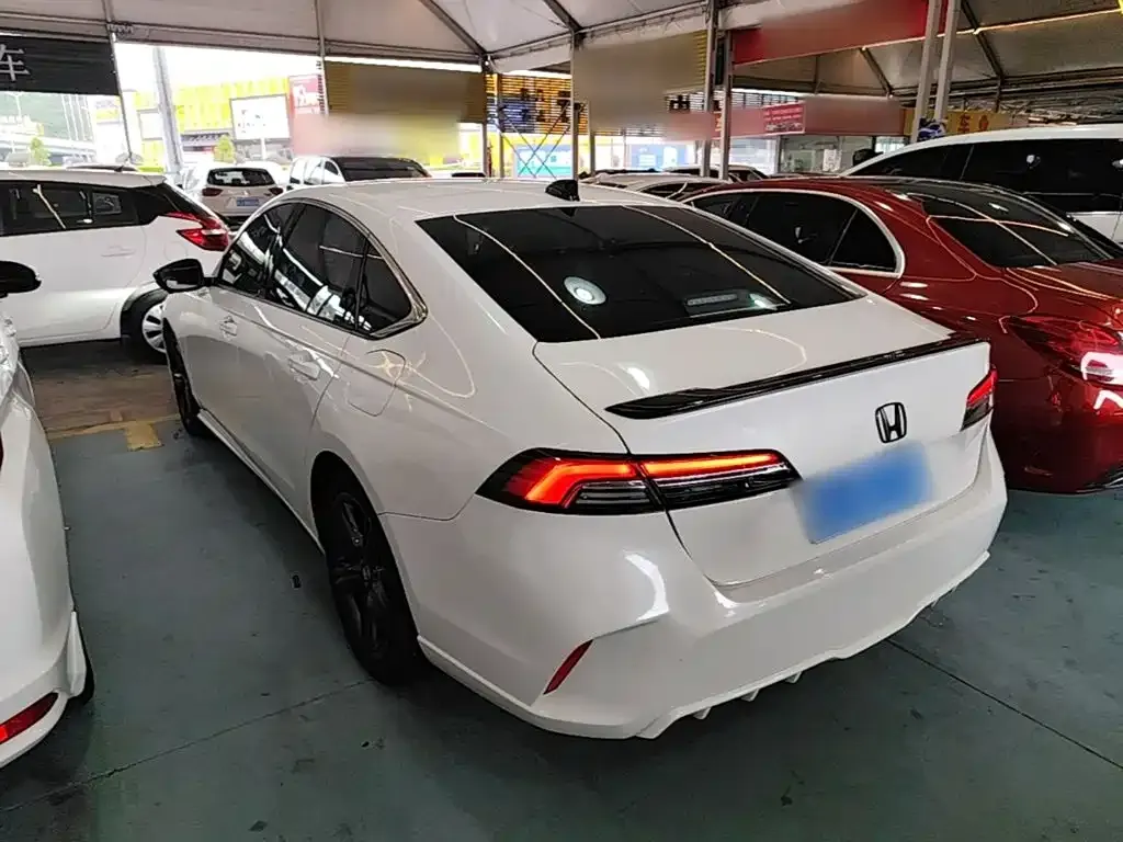 Honda Inspire — фото 10
