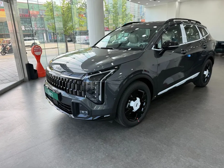 Kia Sportage — фото 1