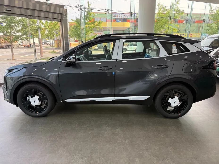 Kia Sportage — фото 6