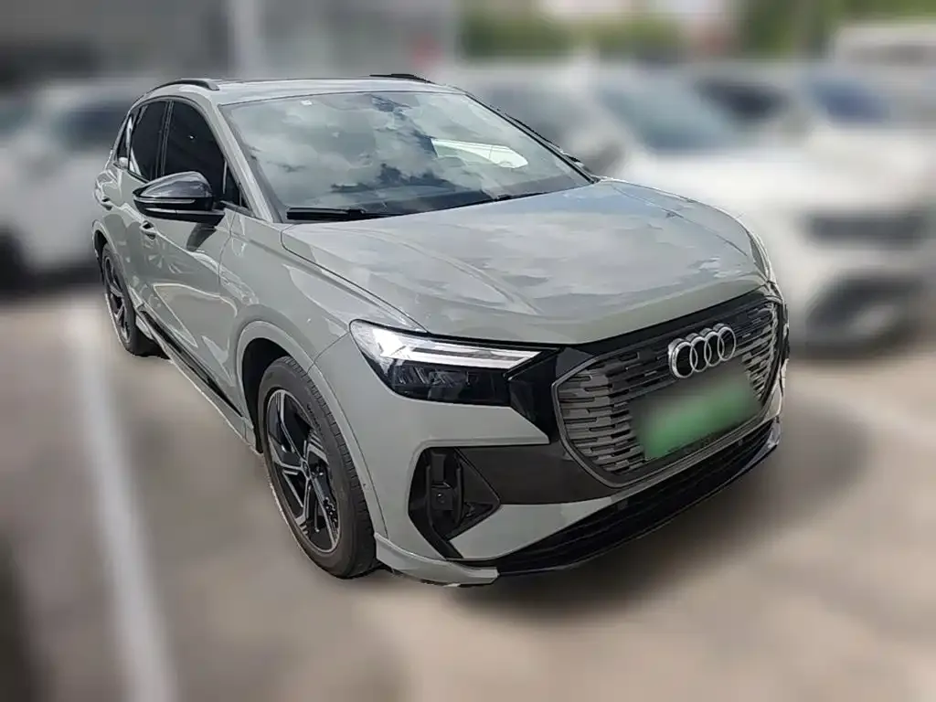Audi Q4 e-tron — фото 7