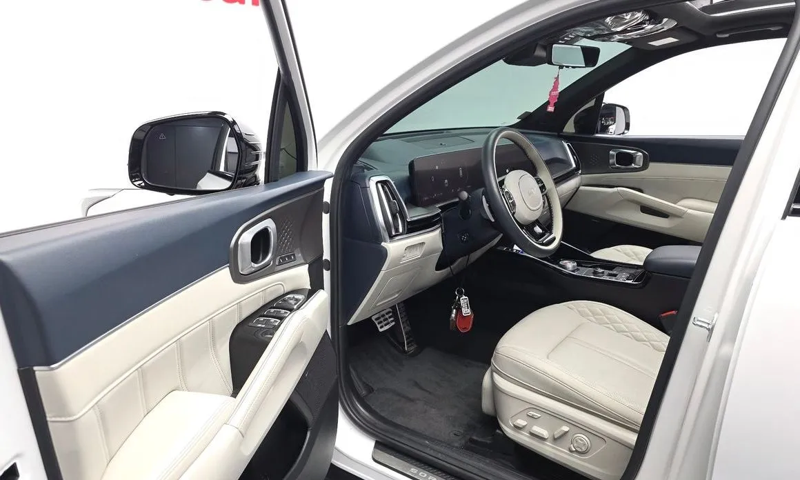 Kia Sorento — фото 7