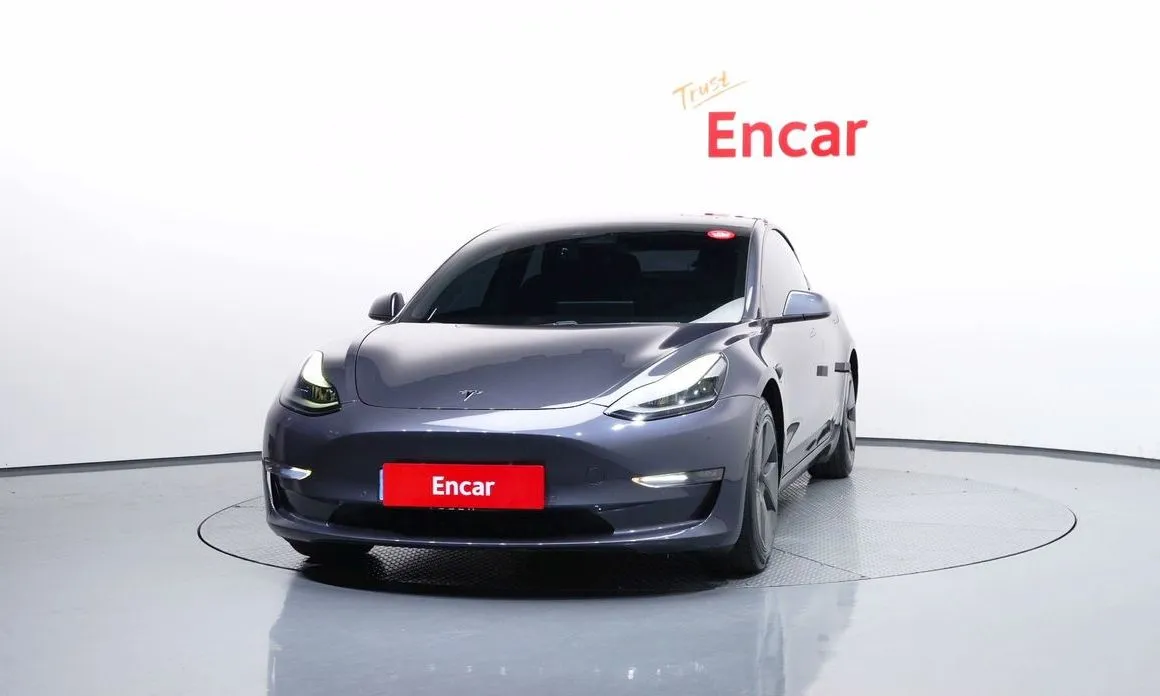 Tesla Model 3 — фото 2