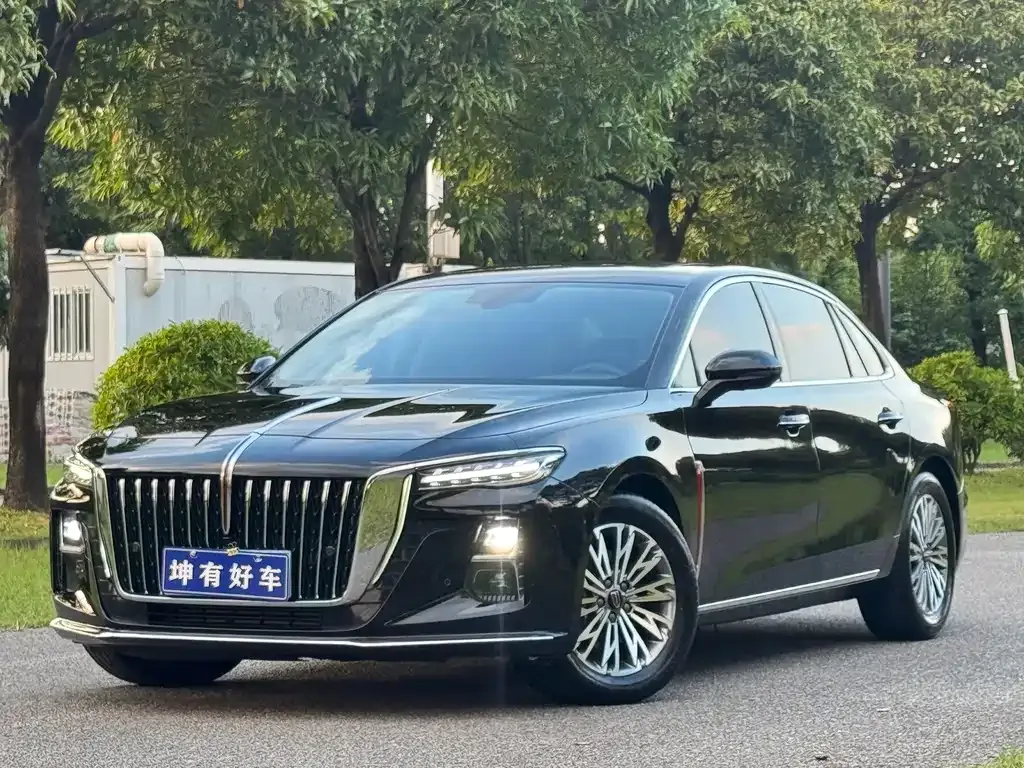 Hongqi H5 — фото 1