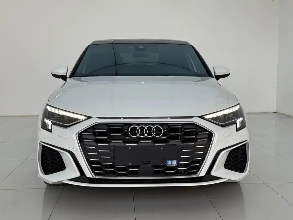 Audi A3 — фото 2