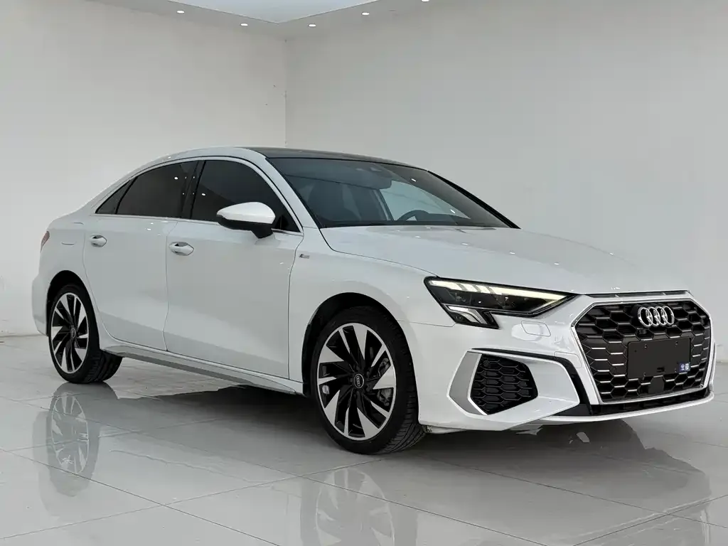 Audi A3 — фото 3