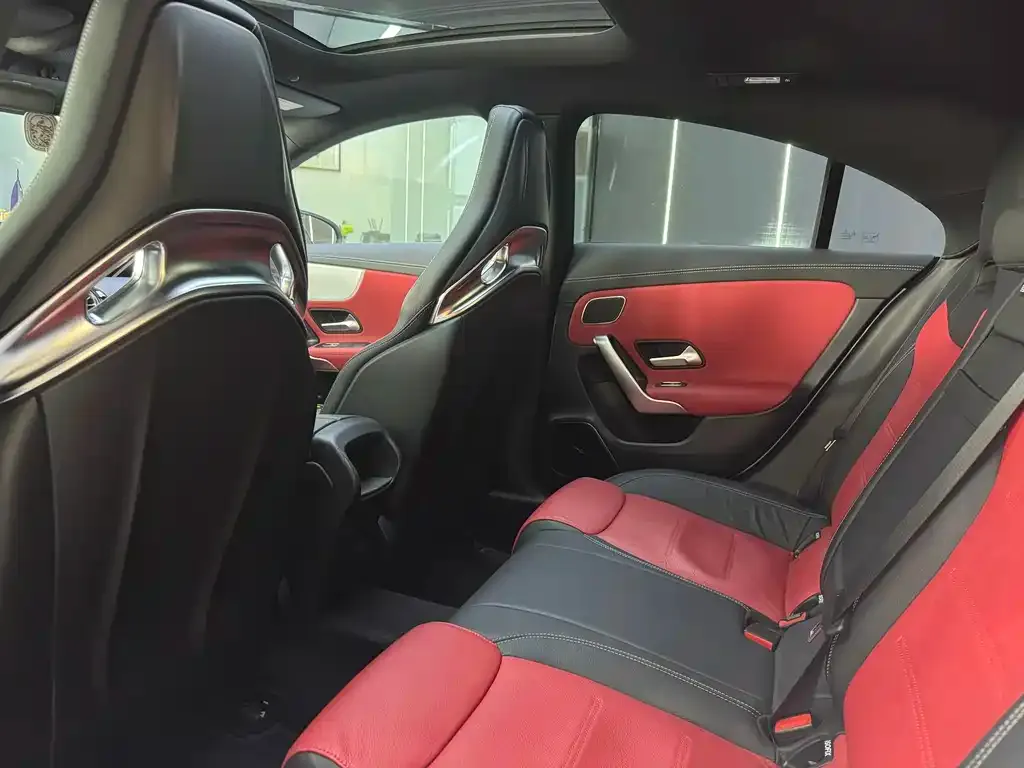 Mercedes-Benz CLA AMG — фото 8