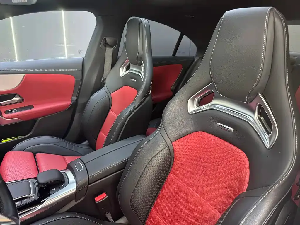Mercedes-Benz CLA AMG — фото 7