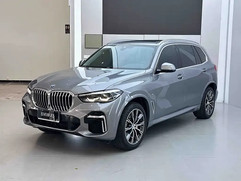 BMW X5 — фото 1