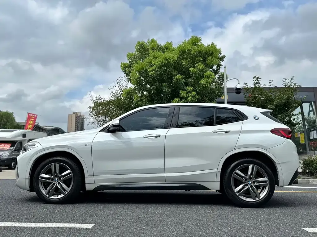 BMW X2 — фото 7