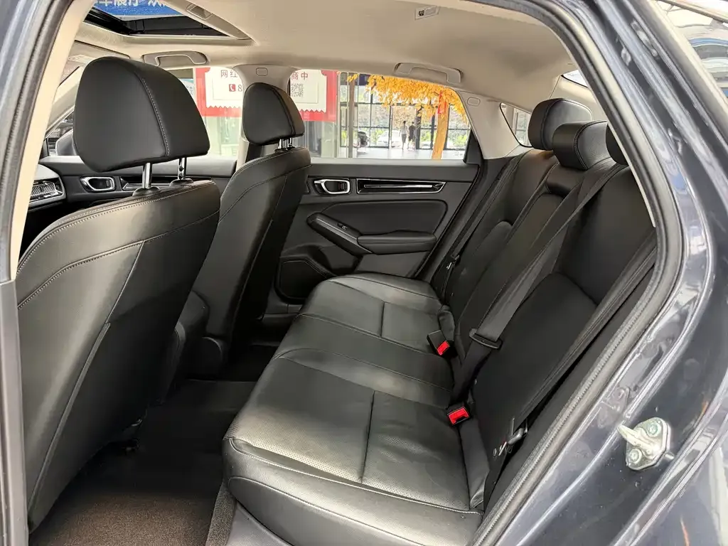 Honda Civic — фото 8