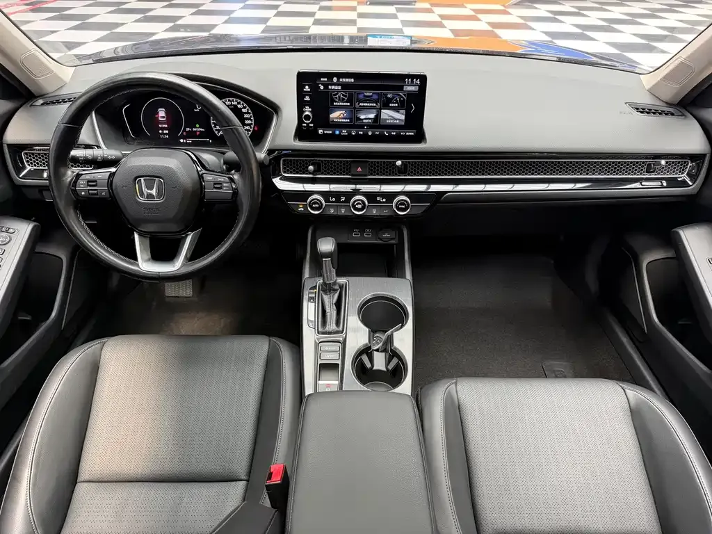 Honda Civic — фото 10