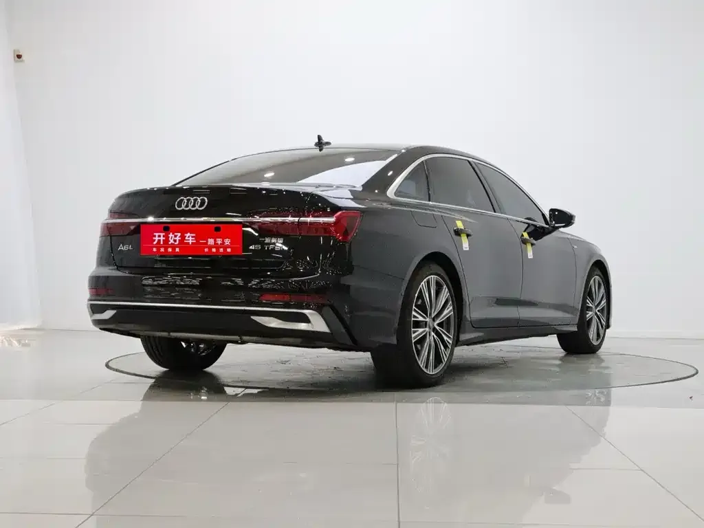 Audi A6L — фото 6
