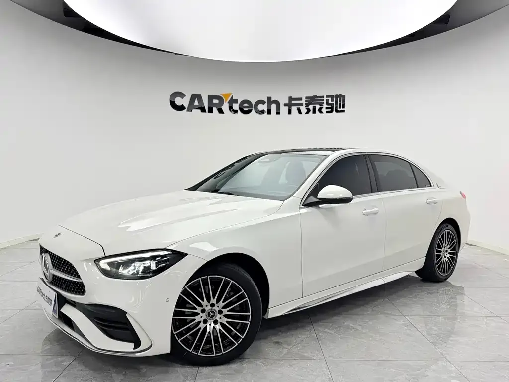 Mercedes-Benz C-Class — фото 1