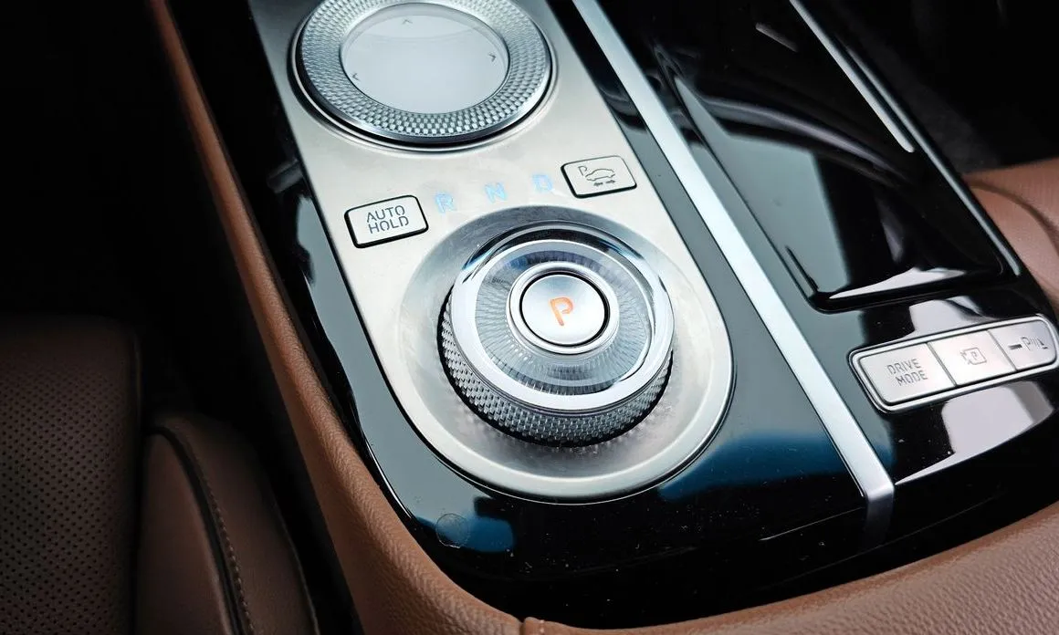 Genesis G80 — фото 7