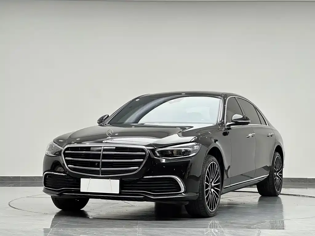 Mercedes-Benz S-Class — фото 1