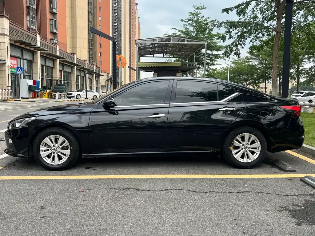 Nissan Teana — фото 9