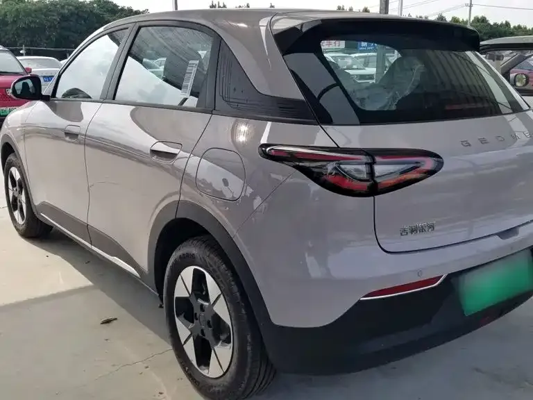 Geely Starburst — фото 2