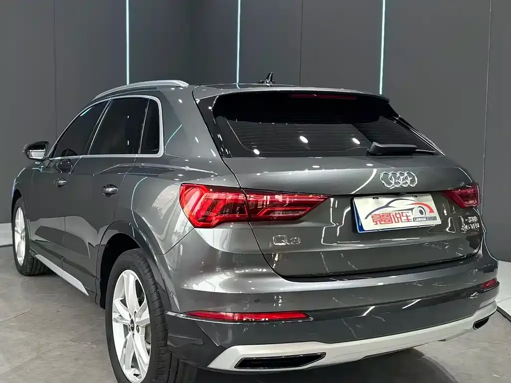 Audi Q3 — фото 6