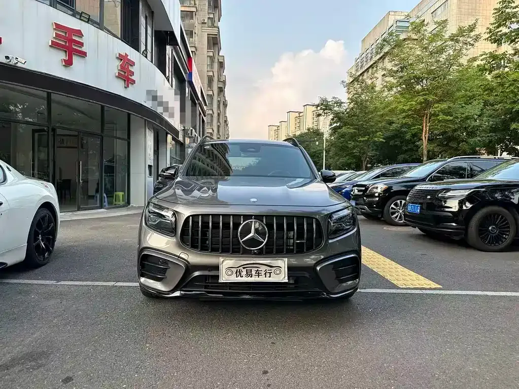 Mercedes-Benz GLB AMG — фото 6