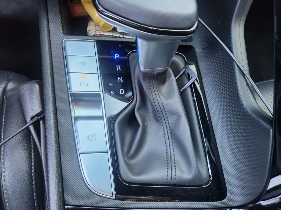 Hyundai AVANTE — фото 2