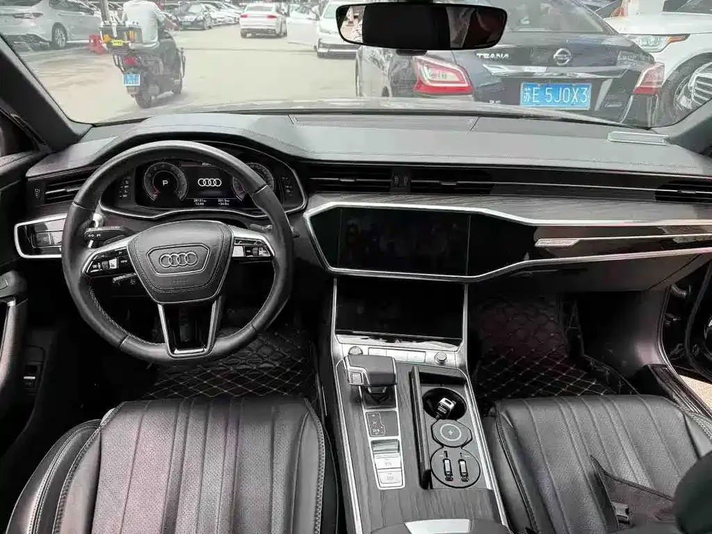 Audi A6L — фото 4
