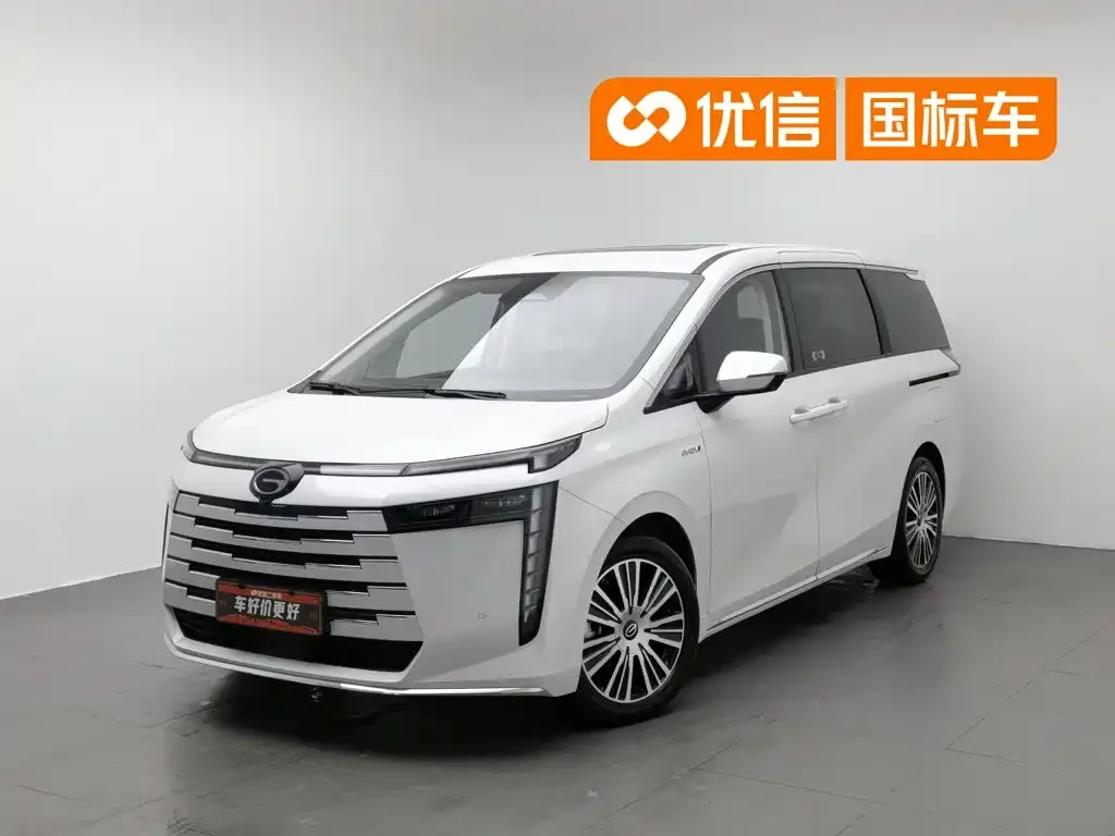 GAC Motor 传祺E8 PHEV — фото 1
