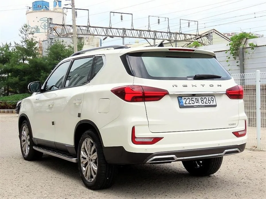 KG Mobility (Ssangyong) Rexton — фото 5