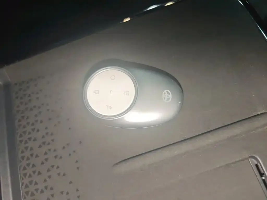 Toyota Platinum 3X — фото 8