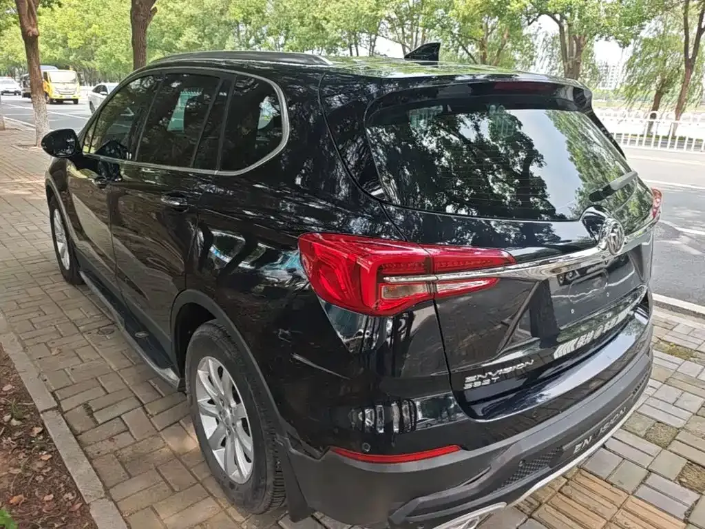 Buick Envision Plus — фото 9