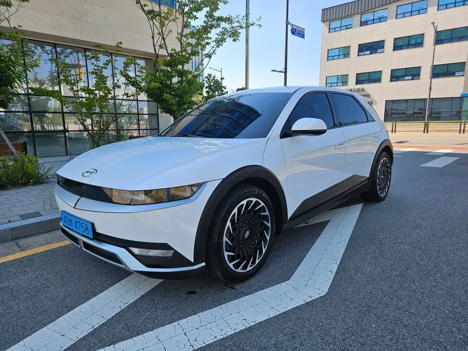 Hyundai Ioniq5 — фото 1