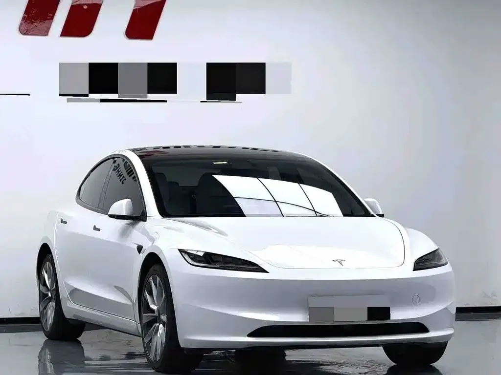 Tesla Model 3 — фото 7