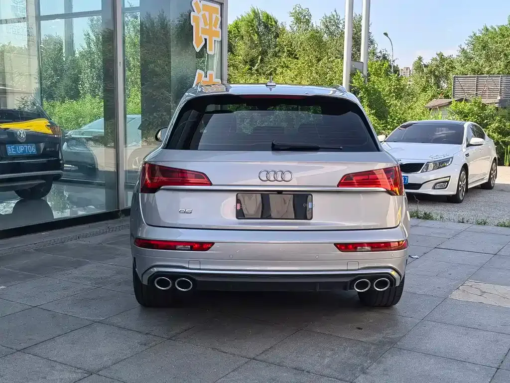 Audi SQ5 — фото 2